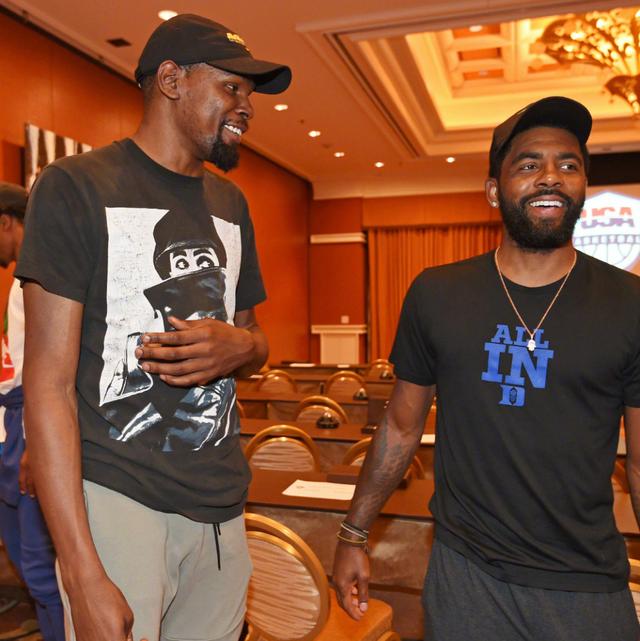 足球——德甲：斯图加特不敌拜仁